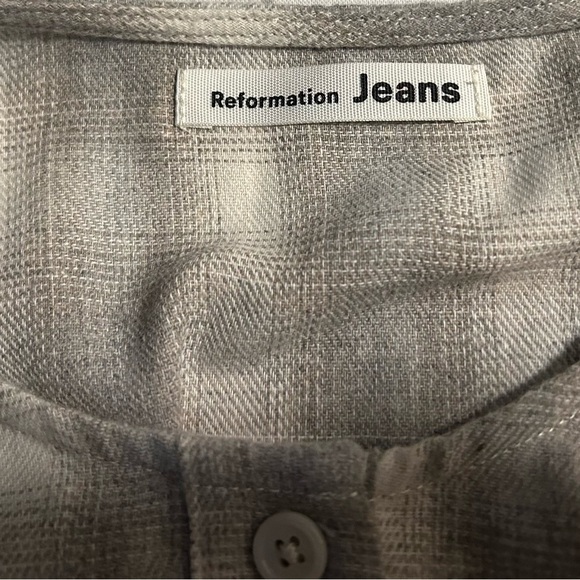 Reformation Long-sleeve shirt/ buttons Size XS - Picture 3 of 9